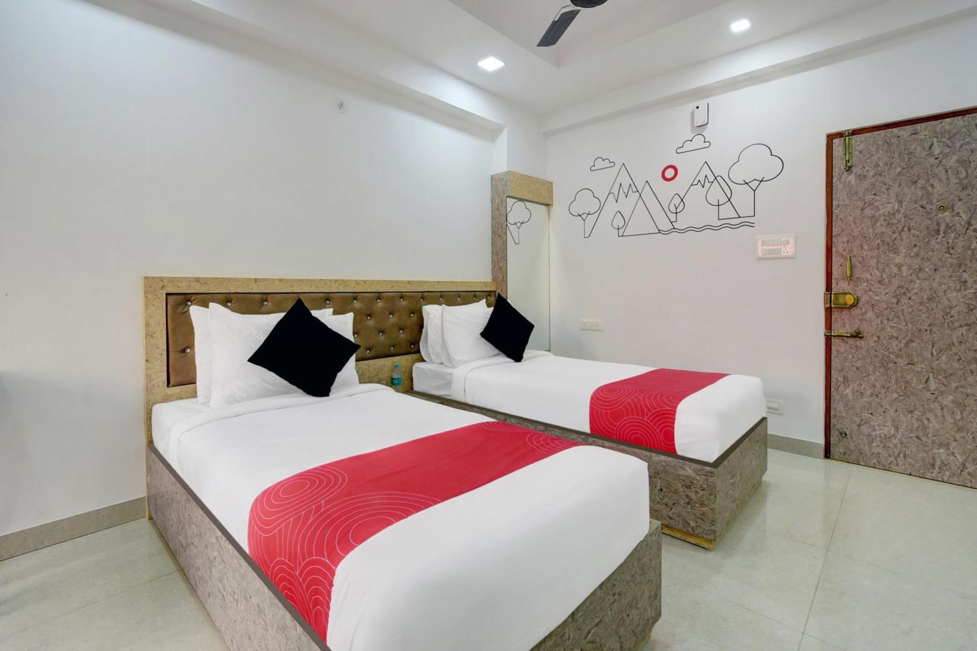 Hotel Super Grand Collection O Near Sarjapur Road Near 7d Voyage